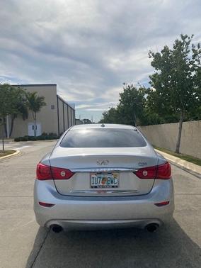 2015 INFINITI Q50 Premium