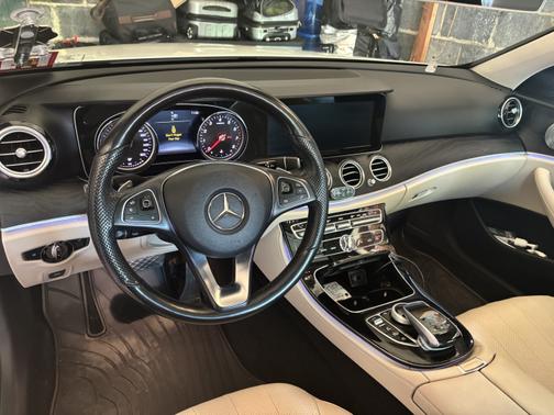 2017 Mercedes-Benz E-Class E 300 4MATIC