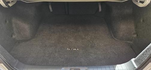 Silver 2017 Nissan Altima 2.5 SV