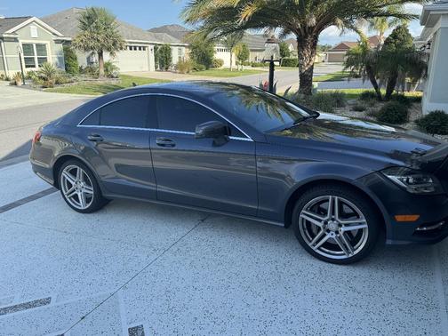 Gray 2014 Mercedes-Benz CLS-Class CLS 550