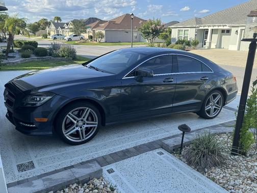 Gray 2014 Mercedes-Benz CLS-Class CLS 550