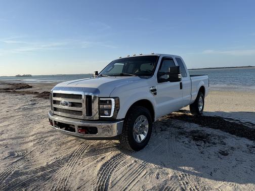 2008 Ford F-250 XL SuperCab Super Duty