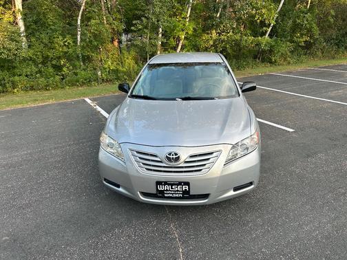 Gray 2009 Toyota Camry LE