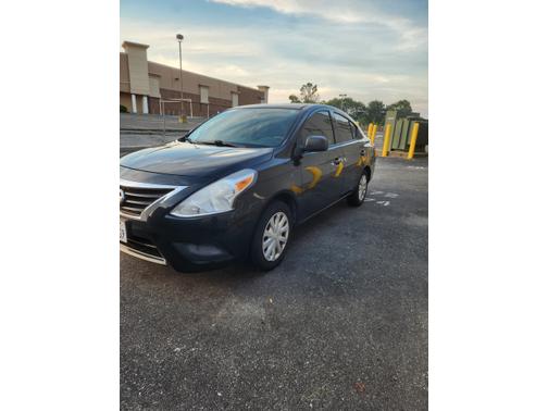 2015 Nissan Versa 1.6 S+