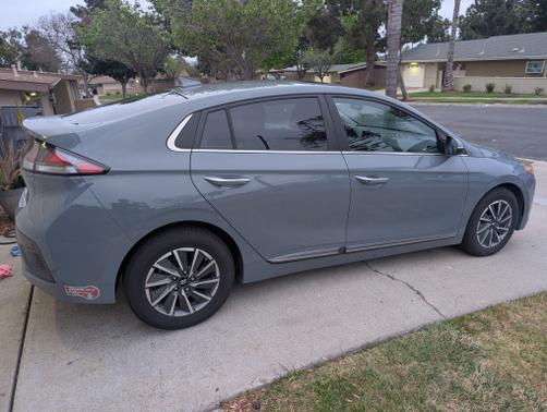 2021 Hyundai IONIQ EV Limited