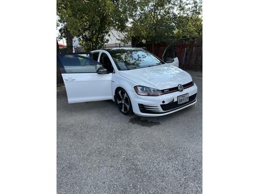 2015 Volkswagen Golf GTI 2.0T Autobahn 4-Door