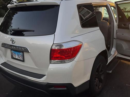 2013 Toyota Highlander Base
