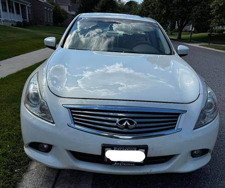 White 2010 INFINITI G37 x