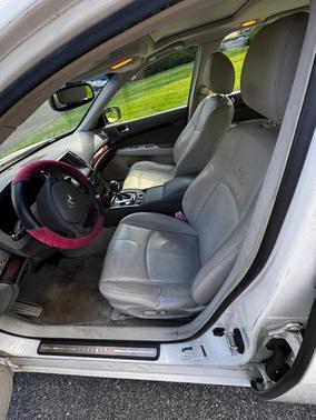 White 2010 INFINITI G37 x