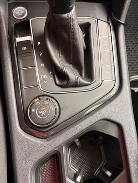 2020 Volkswagen Tiguan 2.0T SEL