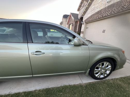 2008 Toyota Avalon XLS