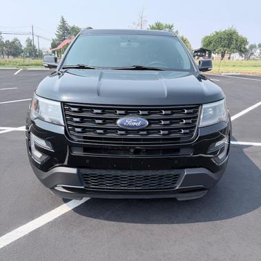 Black 2017 Ford Explorer Sport