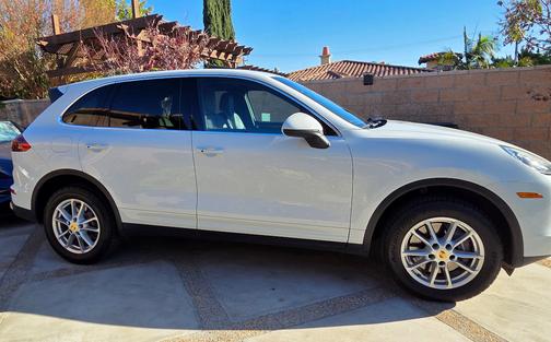2016 Porsche Cayenne Cayenne