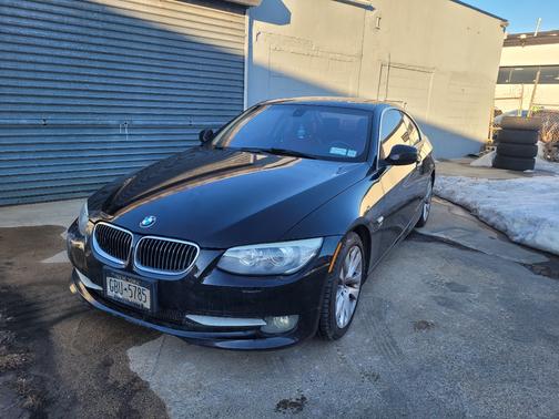 Black 2011 BMW 328 i xDrive