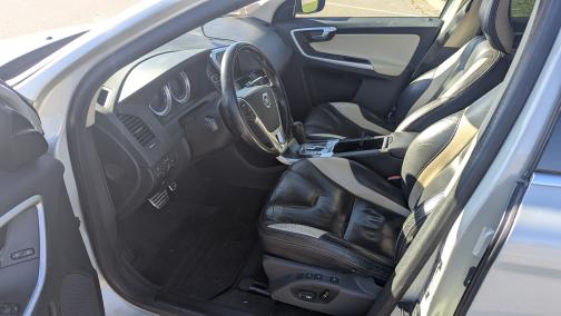 2011 Volvo XC60 3.2 R-Design