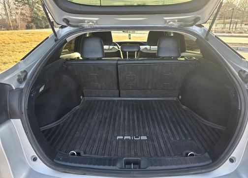 2016 Toyota Prius Three Touring