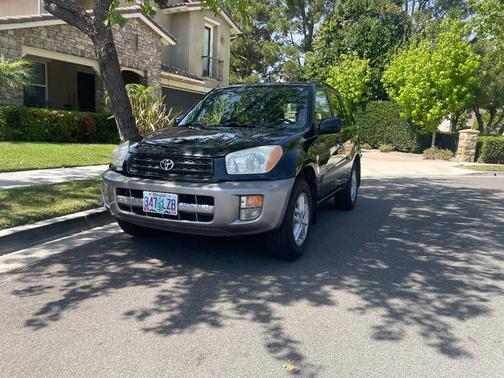 Black 2001 Toyota RAV4 Base