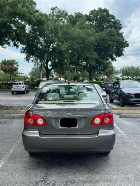 2005 Toyota Corolla LE