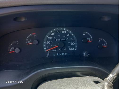 1998 Ford E150 Base