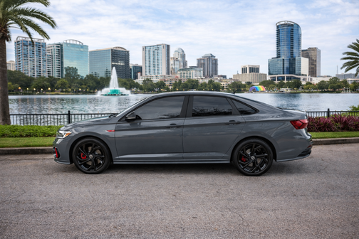 2024 Volkswagen Jetta GLI Autobahn DSG