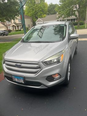 Silver 2017 Ford Escape SE