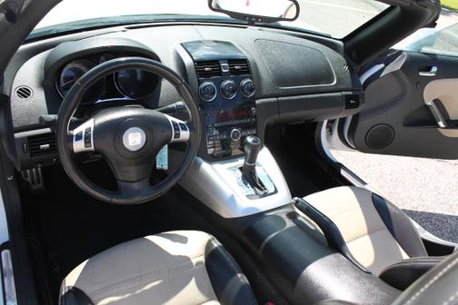 2008 Saturn Sky Red Line