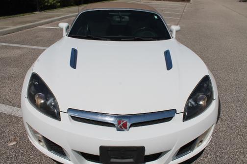 2008 Saturn Sky Red Line