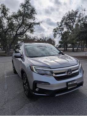 2022 Honda Pilot Touring 7-Passenger
