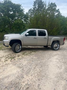 Silver 2009 GMC Sierra 1500 SLE1 Crew Cab