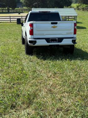 White 2022 Chevrolet Silverado 2500 High Country