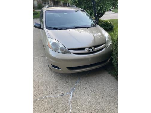 2008 Toyota Sienna LE