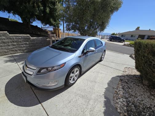 2015 Chevrolet Volt Base