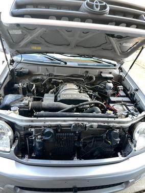 2001 Toyota Sequoia SR5