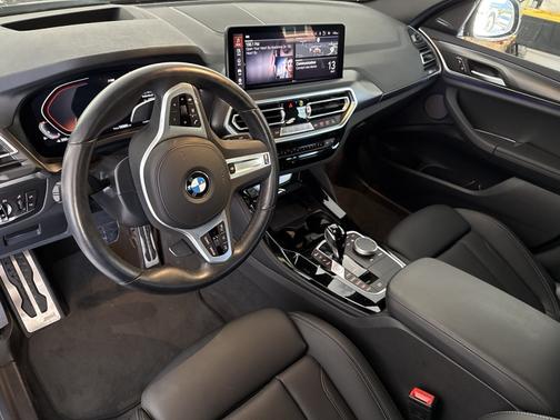 2023 BMW X4 xDrive30i