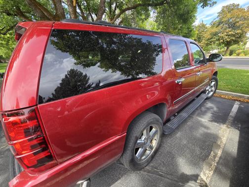 2014 Chevrolet Suburban 1500 LTZ