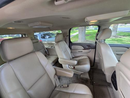2014 Chevrolet Suburban 1500 LTZ