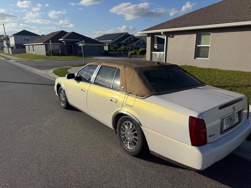 2004 Cadillac DeVille DHS