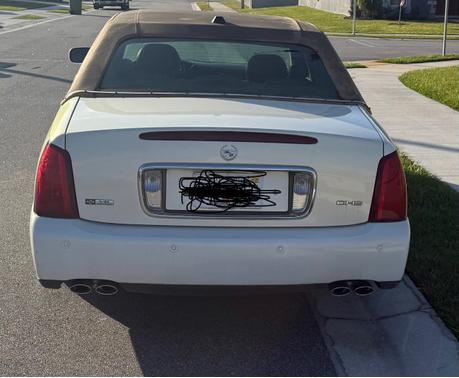 2004 Cadillac DeVille DHS