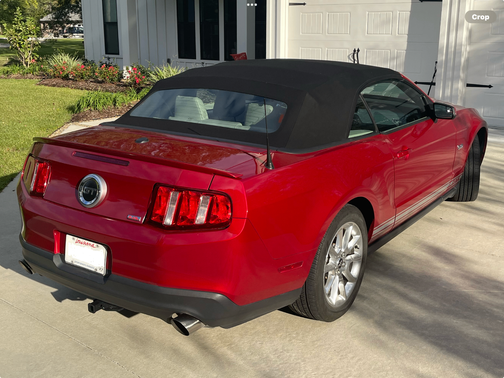 2011 Ford Mustang GT Premium