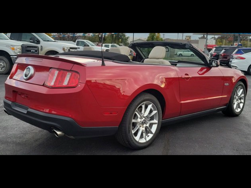 2011 Ford Mustang GT Premium
