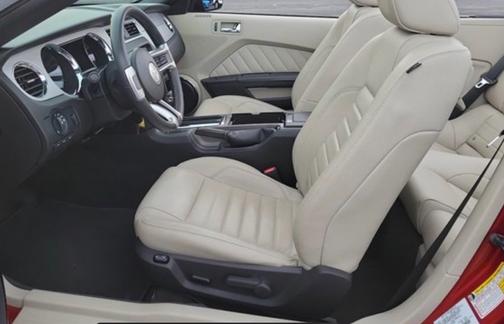 2011 Ford Mustang GT Premium