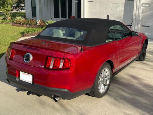 2011 Ford Mustang GT Premium