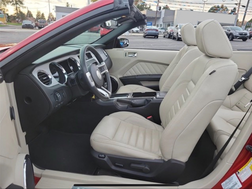 2011 Ford Mustang GT Premium