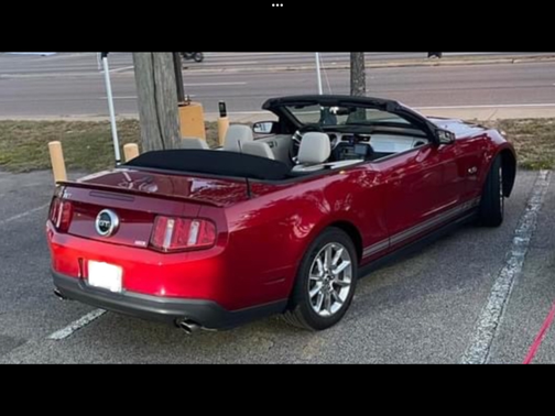2011 Ford Mustang GT Premium