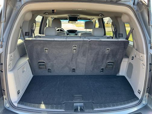 Gray 2009 Honda Pilot EX-L