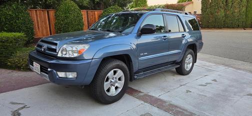 Blue 2004 Toyota 4Runner SR5