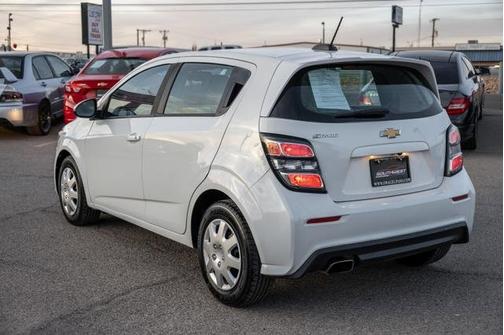 2017 Chevrolet Sonic LT