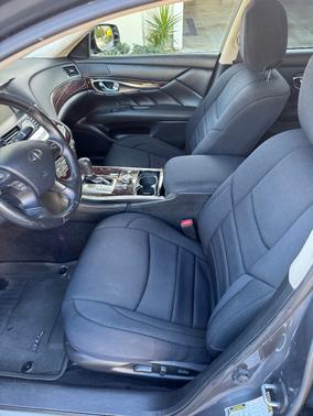 2016 INFINITI Q70L 3.7