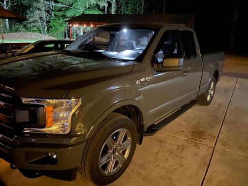 Gray 2018 Ford F-150 XLT