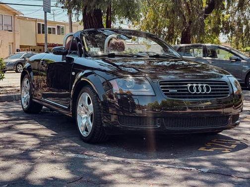 Black 2001 Audi TT Roadster quattro